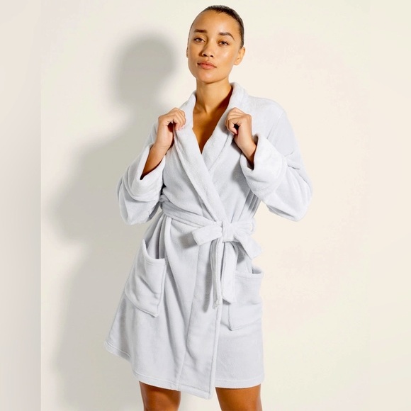 Soma Other - SOMA Plush Fleece Short Robe in Blue Mist